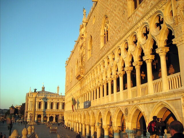 Sunset at the Doge's palace