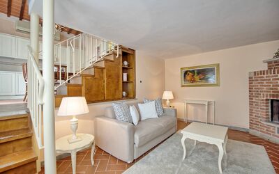 Mirto: Room, Property, Furniture, Interior Design, Building, House, Floor, Living Room, Real Estate, Wall