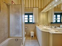 Accommodation:&nbsp;Lentisco