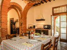 Accommodation:&nbsp;Archi