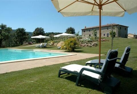 Villa Di Seripa: Property, Swimming Pool, Real Estate, Building, Resort, Shade, House, Grass, Leisure, Backyard