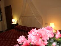 Accommodation:&nbsp;Caminetto