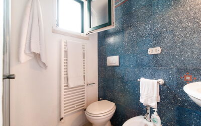 Accommodation:&nbsp;Apartment 1