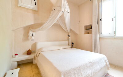 Accommodation:&nbsp;Apartment 4