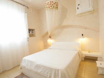 Accommodation:&nbsp;Apartment 3