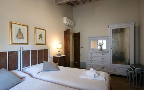 Case Sant'anna: Room, Bedroom, Property, Furniture, Bed, Building, Interior Design, Bed Sheet, Bed Frame, House