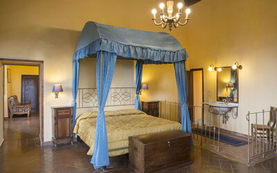 Accommodation:&nbsp;Buondelmonti 9
