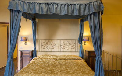 Accommodation:&nbsp;Buondelmonti 9