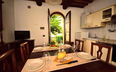 Accommodation:&nbsp;Appartamento Fiordaliso In Siena, Pool Use, Ac
