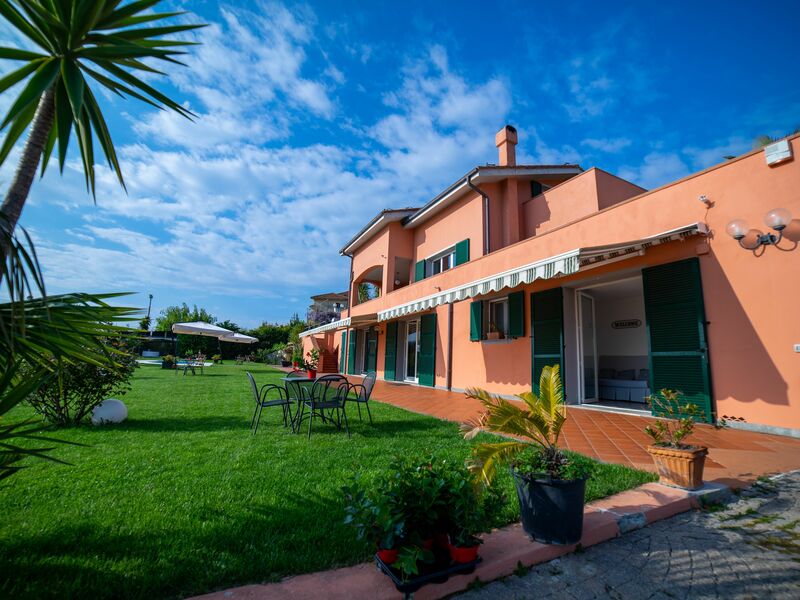 Villa Maddalena Sanremo - The Whole Villa