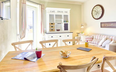 Accommodation:&nbsp;Ortensia Yellow