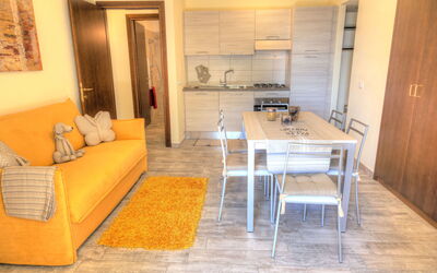 Accommodation:&nbsp;Scirocco