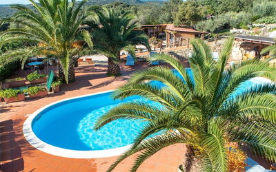 Residence Villa Smeralda: Water, Plant, Property, Tree, Sky, Azure, Swimming Pool, Arecales, Vegetation, Leisure