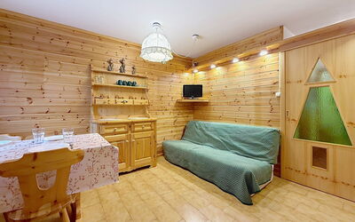 Accommodation:&nbsp;Monti Pallidi 420.2