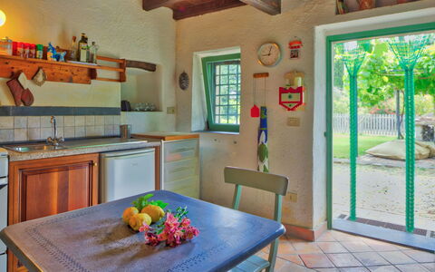 Country Home Il Passatempo: Room, Property, Building, House, Interior Design, Furniture, Real Estate, Kitchen, Home, Table