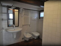 Accommodation:&nbsp;Bedroom Allocco