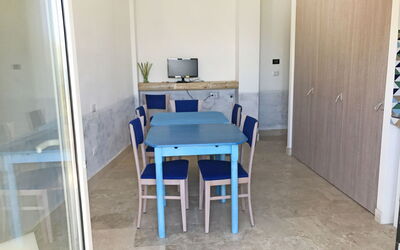 Accommodation:&nbsp;Baia Petrosa 300.1