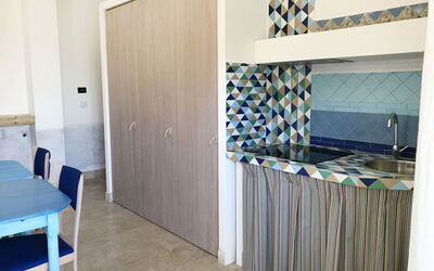 Accommodation:&nbsp;Baia Petrosa 300.1