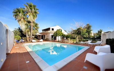 Villa Palma: Swimming Pool, Property, Real Estate, Building, House, Home, Resort, Estate, Vacation, Villa