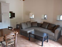 Accommodation:&nbsp;Villa