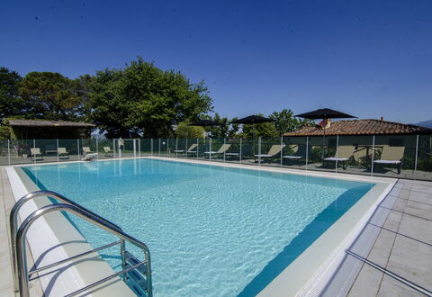 Villa Del Monte: Swimming Pool, Property, Leisure, Real Estate, Resort, Building, Leisure Centre, House, Vacation, Home