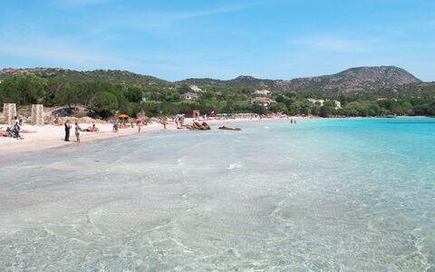 Dalila: Sky, Water, Cloud, Azure, Mountain, Tree, Leisure, Beach