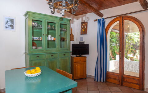 Gerania: Cabinetry, Property, Furniture, Table, Building, Green, Wood, Countertop, Kitchen Appliance, Drawer