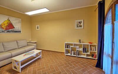 Accommodation:&nbsp;Casa Rossa 3