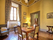 Accommodation:&nbsp;Guardiano