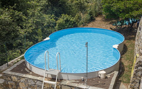 Villa Pia Con Piscina a Recco: Swimming Pool, Property, Azure, Water, Real Estate, Leisure, Tree, Estate, Vacation, House