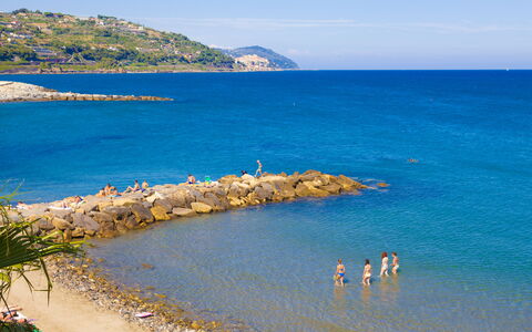 Lucrezia - San Lorenzo: Body Of Water, Coast, Sea, Beach, Promontory, Coastal And Oceanic Landforms, Shore, Azure, Bight, Natural Landscape