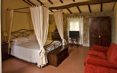 Accommodation:&nbsp;Premium j Suite