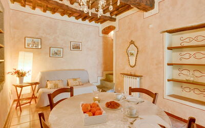 Accommodation:&nbsp;Viola 825.1