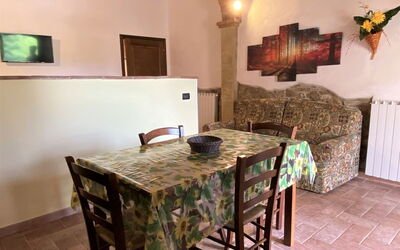 Accommodation:&nbsp;Olenadro 819.6