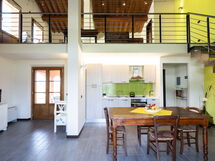 Accommodation:&nbsp;Olio
