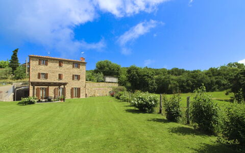 Poggio del Fabbro: House, Rural Area, Estate, Land Lot, Home, Cottage, Plain, Farmhouse, Garden, Lawn