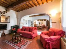 Accommodation:&nbsp;Lauretta