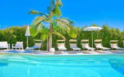 Villa Emanuele - Costarainera: Swimming Pool, Resort, Majorelle Blue, Property, Vacation, Resort Town, Leisure, Tree, Palm Tree, Summer
