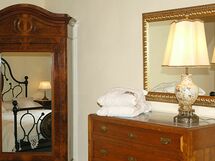 Accommodation:&nbsp;Botticelli