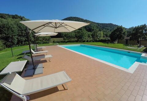 Casale 180: Swimming Pool, Property, Sunlounger, House, Real Estate, Leisure, Outdoor Furniture, Building, Furniture, Shade