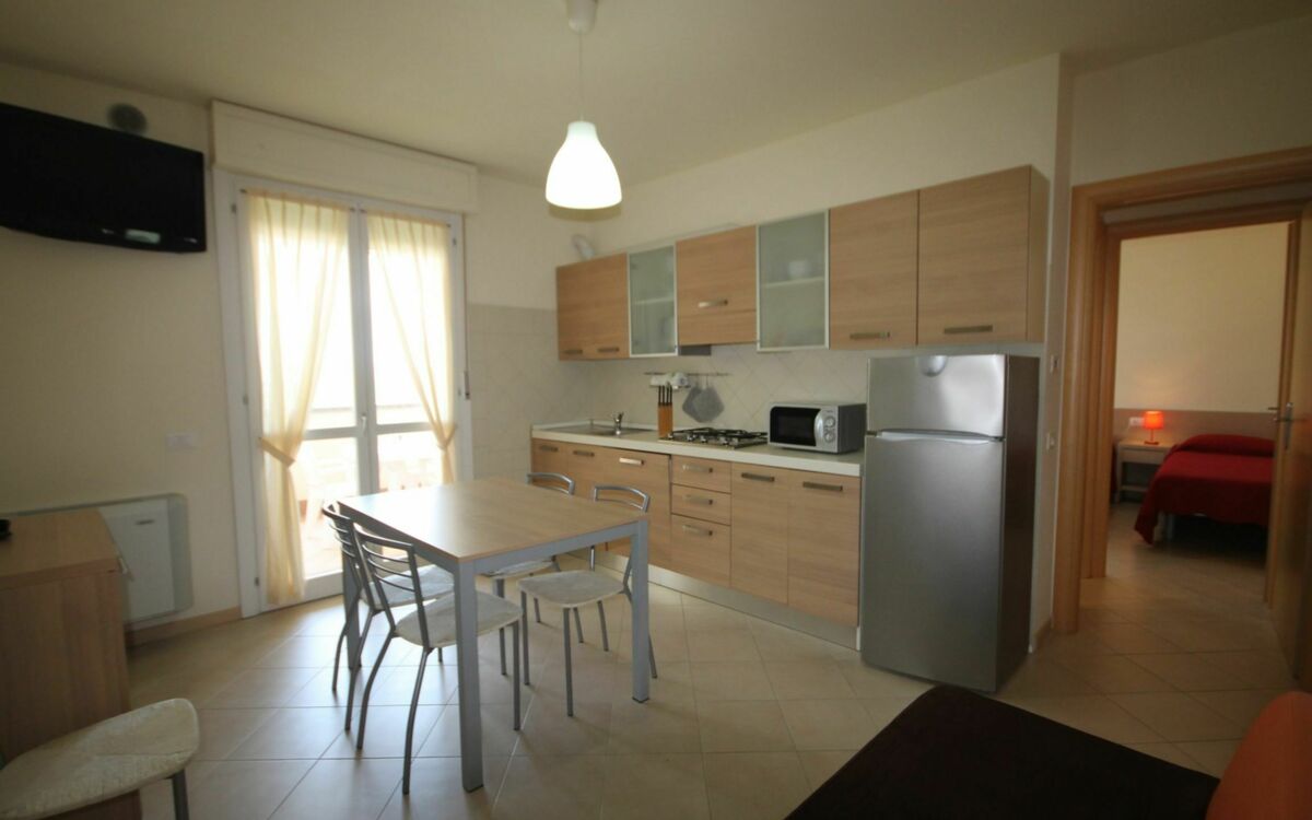 Accommodation:&nbsp;Trilo c (6pax)