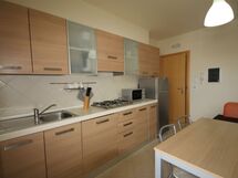 Accommodation:&nbsp;Trilo a (6pax)