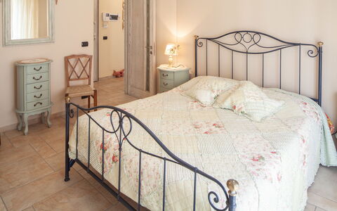 Evelyn Apartment - Diano Marina: Bedroom, Bed, Furniture, Room, Bed Sheet, Bed Frame, Property, Bedding, Iron, Product