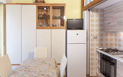 Accommodation:&nbsp;Eveten 1 Apartment
