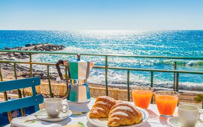Il Balcone Sul Prino - Imperia: Food, Tableware, Table, Sky, Water, Property, Furniture, Blue, Azure, Plate