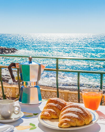Il Balcone Sul Prino - Imperia: Food, Tableware, Table, Sky, Water, Property, Furniture, Blue, Azure, Plate