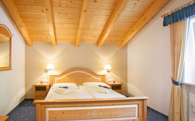 Accommodation:&nbsp;Boymont 602.5