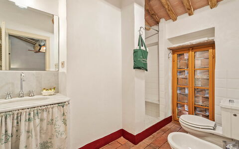 Bottino: Wall, Flooring, Plumbing Fixture, Bathroom, Interior Design, Bathroom Sink, Floor, Sink, Ceiling, Plumbing