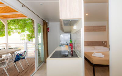Accommodation:&nbsp;The Garda Village 618.5