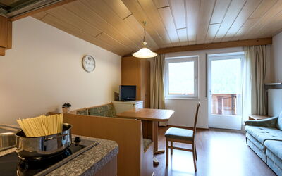 Accommodation:&nbsp;Ornella 613.2